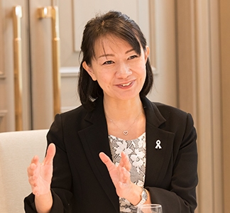 《司会》川上 祥子さん